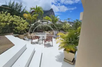 Imperdível !!! Cobertura de Luxo na Barra da Tijuca, Jardim Oceânico - Linear ! 3 suítes, 5 banheiros, 4 vagas de garagem, 262m² de área.