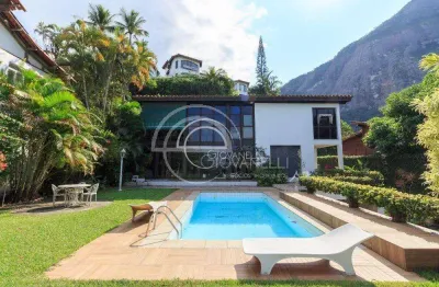 Casa de luxo à venda no joá, rio de janeiro-rj: 5 quartos, 3 suítes, 6 banheiros, 4 vagas de garagem, 605m² de área.