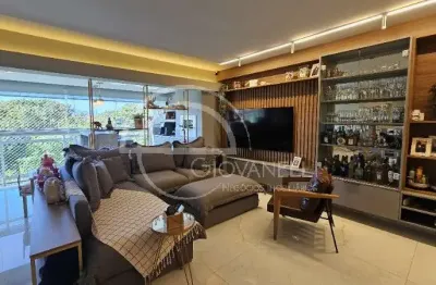 Apartamento  porteira fechada à venda na barra da tijuca, rio de janeiro - 4 quartos, 3 suítes, 5 banheiros, 2 vagas, 156m². imperdível!