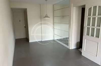 Apartamento à venda na barra olímpica, rio de janeiro-rj: 3 quartos, 1 suíte, 2 banheiros, 1 vaga - 83 m²!