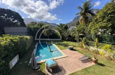 Magnífica mansão de luxo no itanhangá, rio de janeiro - 5 quartos, 5 suítes, 3 salas, 7 banheiros, 4 vagas, 1.060m² de área.