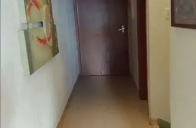 Linda casa em pinheiros com 180m² 3 dormitórios 2 banheiros