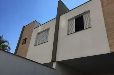 Sobrado de 260m² na vila da saúde - 3 suítes e 4 banheiros