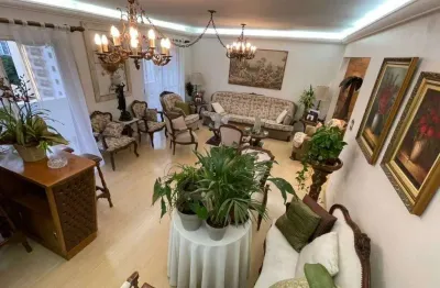 Apartamento à venda com 180m², 4 dormitórios e 2 vagas no campo belo