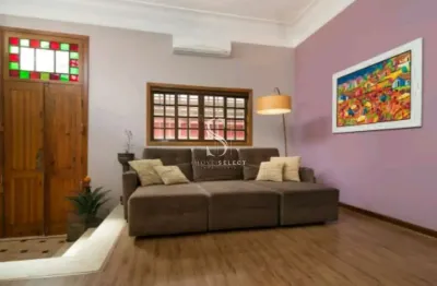 Perdizes - casa de 240m² com 3 suites, 4 banheiros e 2 vagas