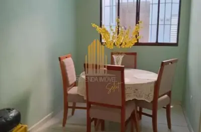 Brooklin - casa de 115m² 3 dormitórios, 1 suíte, 2 banheiros e 1 vaga