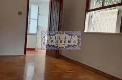 Casa com 3 quartos à venda na rua prefeito monte, tijuca, teresópolis, 86 m2 por r$ 470.000