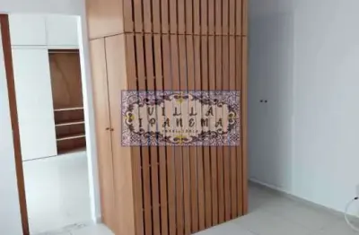 Excelente quarto e sala em laranjeiras andar alto, silencioso e pronto para morar