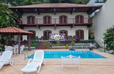 Casa espetacular na barrinha, conforto e sustentabilidade entre a montanha e o mar!
