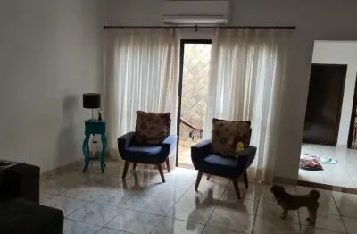 Casa com 3 quartos à venda na Avenida Clóvis Bevilacqua, Parque dos Bandeirantes, Ribeirão Preto