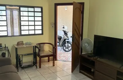 Casa com 3 quartos à venda no Jardim Anhangüera, Ribeirão Preto 