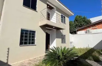 Casa com 2 quartos para alugar na Rua K, Pascoal Ramos, Cuiabá