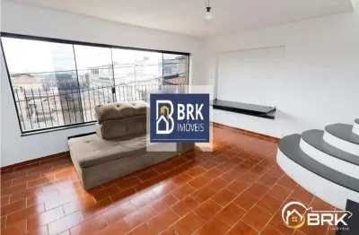 Casa Residencial Superior com Terraço e Churrasqueira – Próxima à Estação Engenheiro Goulart