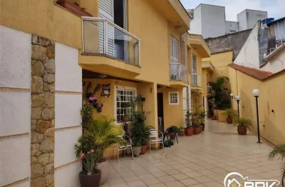 Casa em condomínio fechado com 3 quartos à venda na Rua Cambará, 183, Vila Bertioga, São Paulo