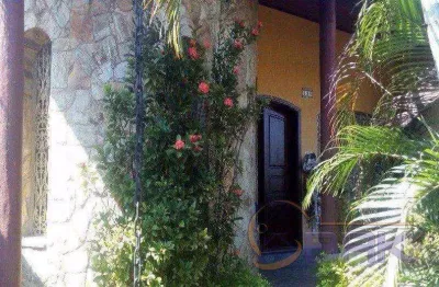 Sobrado à venda, 3 quartos, 3 suítes, 4 vagas, Jardim Maringá - São Paulo/SP