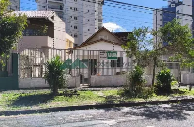 Casa comercial com 3 quartos para alugar, 210.00 m2 por r$ 8800.00 - centro - curitiba/pr
