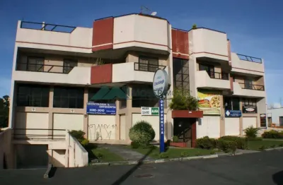 Loja para alugar, 120.50 m2 por r$ 5100.00 - uberaba - curitiba/pr