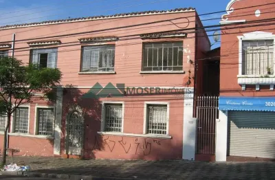 Apartamento com 1 quarto  para alugar, 35.00 m2 por R$ 1350.00 - Centro - Curitiba/PR