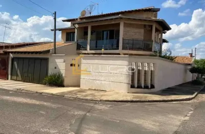 Casa com 5 quartos à venda no Jardim Marcia, Agudos 