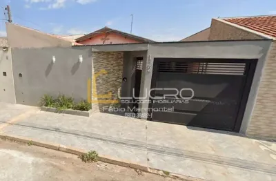 Casa para venda com 200 m² e 3 quartos em núcleo residencial presidente geisel, bauru - sp