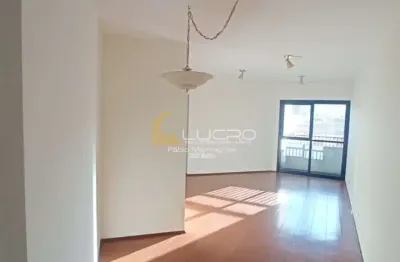 Apartamento  para venda  de 03 quartos  01 suíte,condomínio itatiaia .