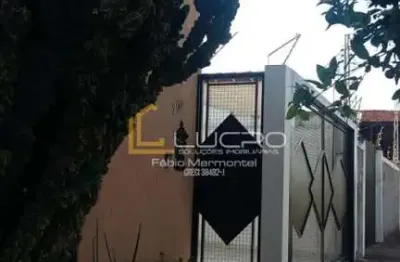 Casa para venda  jardim europa com 04 quartos e 02 suítes.