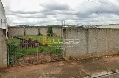 Terreno à venda no Jardim Silvestre, Bauru 