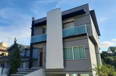 Venda de lindo sobrado arua ecopark a/t 360m² a/c 490m² distribuídos casa nova e moderna, 4 suítes, cozinha planejada, móveis planejados, garagem par