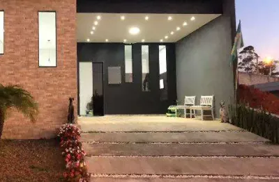 Venda de casa no residencial veneza i, em mogi das cruzes/sp 160m², com 3 suítes, jardim de inverno, sala jantar, piscina e área gourmet. consulte-nos