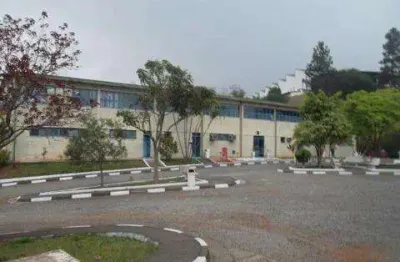 Venda e locação de galpão industrial/comercial itaquaquecetuba a/t 56.900m² a/c 9.000m² conjunto de galpões, docas- zupi i. complexo industrial