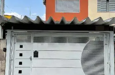 Venda de casa no jardim santa mena, em guarulhos/sp, 180m² com 4 quartos, 2 suítes, área gourmet, churrasqueira e garagem para 2 autos. consulte-nos.