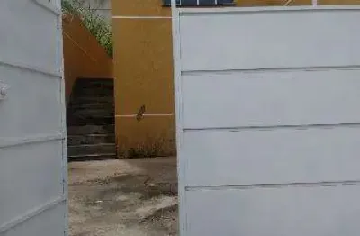 Venda de casa no marengo, em itaquaquecetuba/sp, 77m² com 2 quartos, sala de estar, cozinha, quintal murado e garagem para 02 autos. consulte-nos.