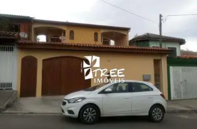 Venda de sobrado no jordanópolis, em arujá/sp 318m², com 6 quartos, 2 suítes, 2 salas, cozinha c/planejados, despensa, edícula, 2 vagas. consulte-nos.