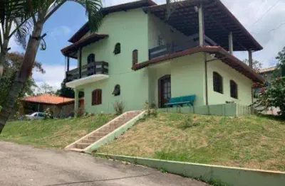 Venda de casa assobradada bairro do copaco com a/t 1050 m² distribuídos em 3 suítes, sala, cozinha, banheiro, lavabo, churrasqueira, piscina e 1 vaga