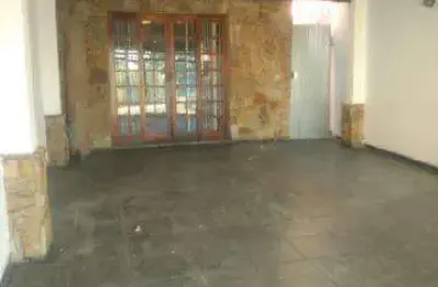 Venda de sobrado na vila riman, em arujá/sp, 170m² com 3 quartos, suíte, cozinha ampla, edícula e garagem coberta para 2 autos. consulte-nos.