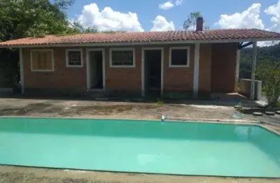 Venda de casa no condomínio alpes de mairiporã, são 02 casas com 3 quartos, varanda, churrasqueira, piscina, 08 vagas e área de 1.290m². consulte-nos.