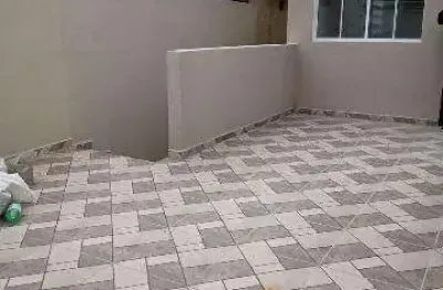 Venda de casa no center ville, em arujá/sp, 257m² com 3 dormitórios, suíte com varanda, sala de estar, cozinha, lavanderia e 01 vaga. consulte-nos.