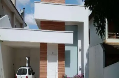 Venda de casa no condomínio arujázinho v, em arujá/sp, 400m² com 3 quartos, suíte, churrasqueira, piscina aquecida e garagem p/ 4 autos. consulte-nos.