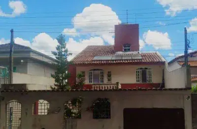 Venda de sobrado no barbosas, em arujá/sp, 352m² com 5 quartos, 3 suítes. consulte-nos.