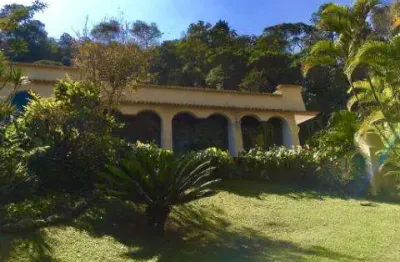 Venda casa condomínio arujazinho iii com a/t 3.000m² e a/c 900m² com 5 suítes. consulte-nos.