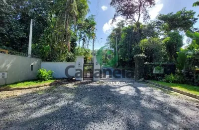 Terreno com 748,85 m² no condomínio reserva da mata - cananéia - litoral sul de sp