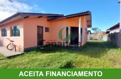 Casa ampla, 2 dormitórios (1 suíte) em terreno de 600 m² - vila cabana - cananéia - litoral sul de sp
