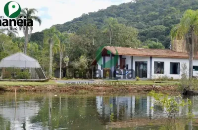 Casa no ariri com piscina, quadra e garagem para barco - disponível para venda - cananéia - litoral sul de sp