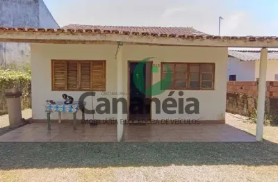 Casa no bairro do rocio (área comercial/residencial) disponível para venda - cananéia / sp