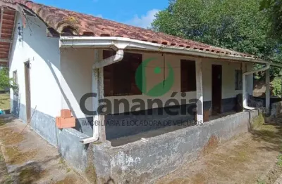 3 dormitórios, terreno amplo no balneário terra nova, próximo ao canal - cananéia - litoral sul de sp