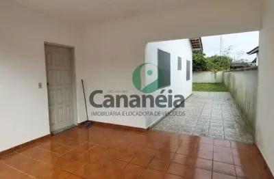 Casa para venda com 2 dormitórios (1 suíte) no rocio - cananéia/sp
