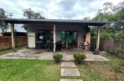 Casa à venda em cananéia-sp: 3 quartos (sendo 1 suíte) no bairro nova cananéia.
