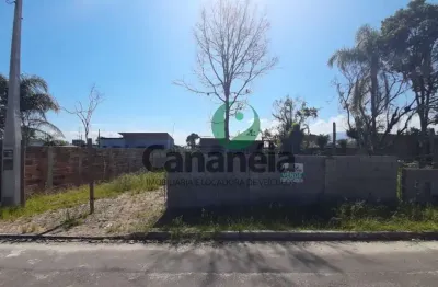 Terreno de 250,00 m² com muro e edícula - vila nossa senhora dos navegantes - cananéia - litoral sul de sp