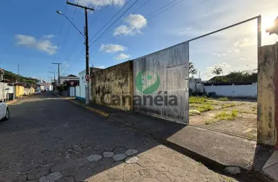 Terreno com 308 m2 no centro histórico de cananéia - litoral sul de sp