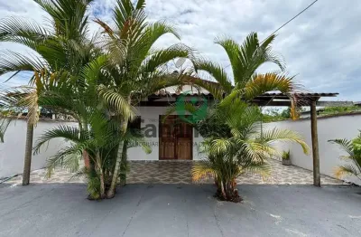 Excelente casa nova com 4 quartos (1 suíte) à venda no bairro Itapitangui, Cananéia-SP
